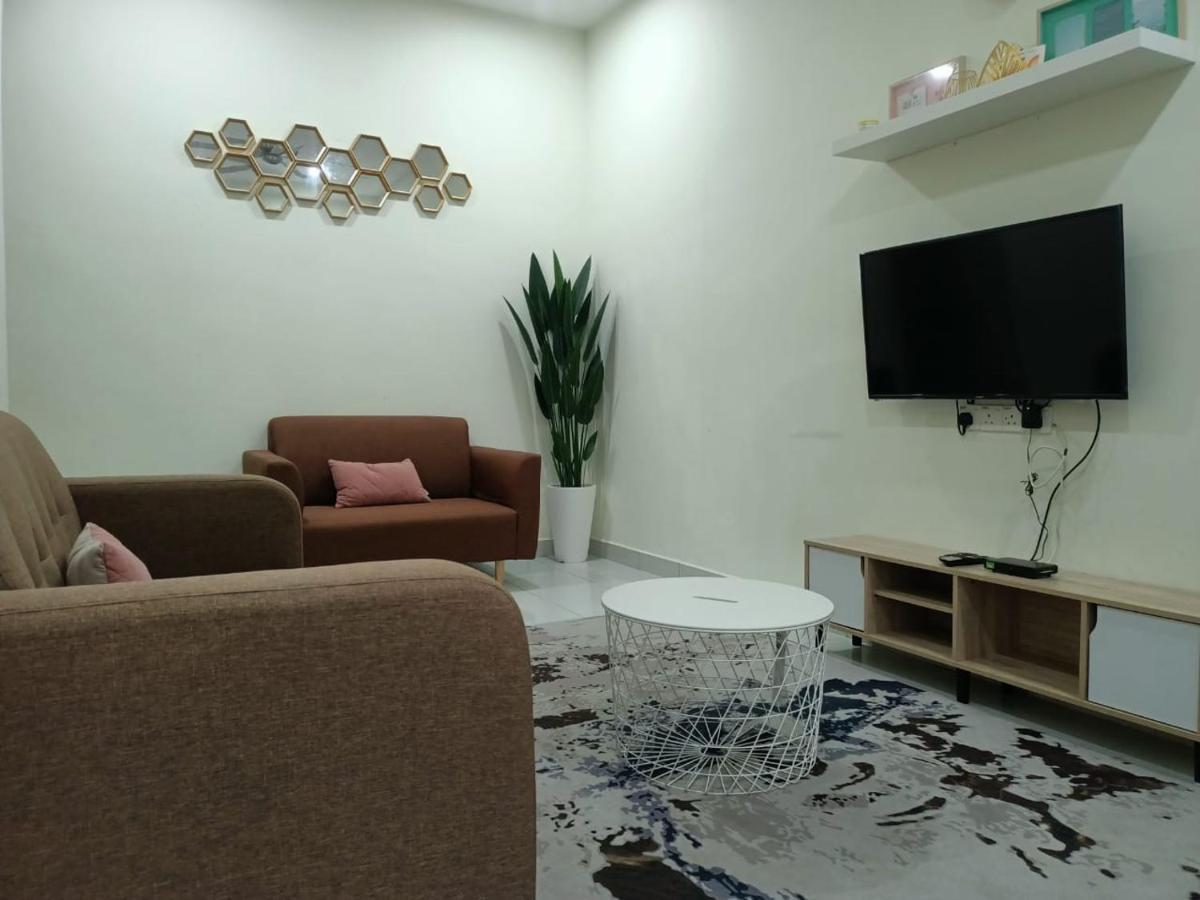 Zr D'Chili Homestay, Kemaman Chukai 외부 사진